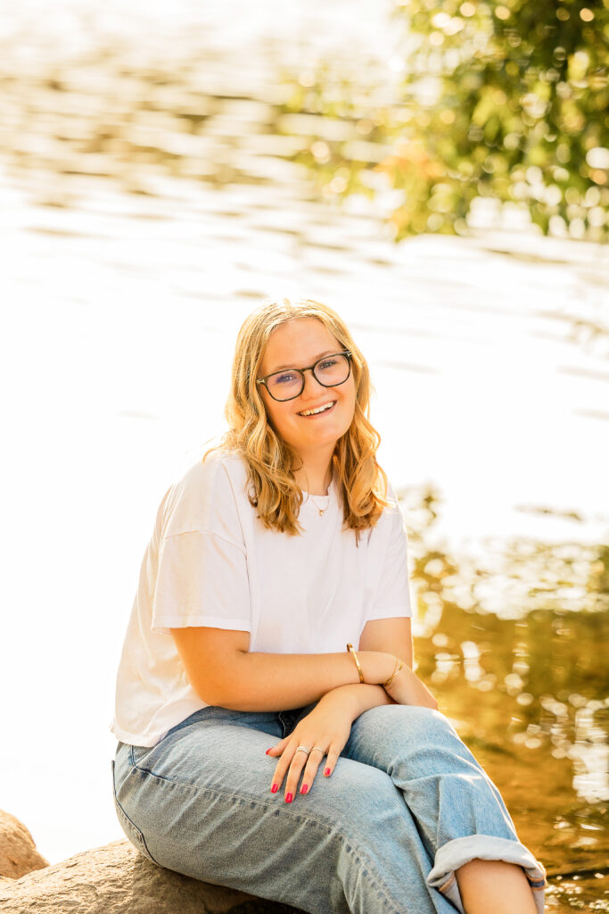 Senior Pictures That Feel Like You | Ashley Lewis Photography
Senior Photographer
Cottage Grove MN