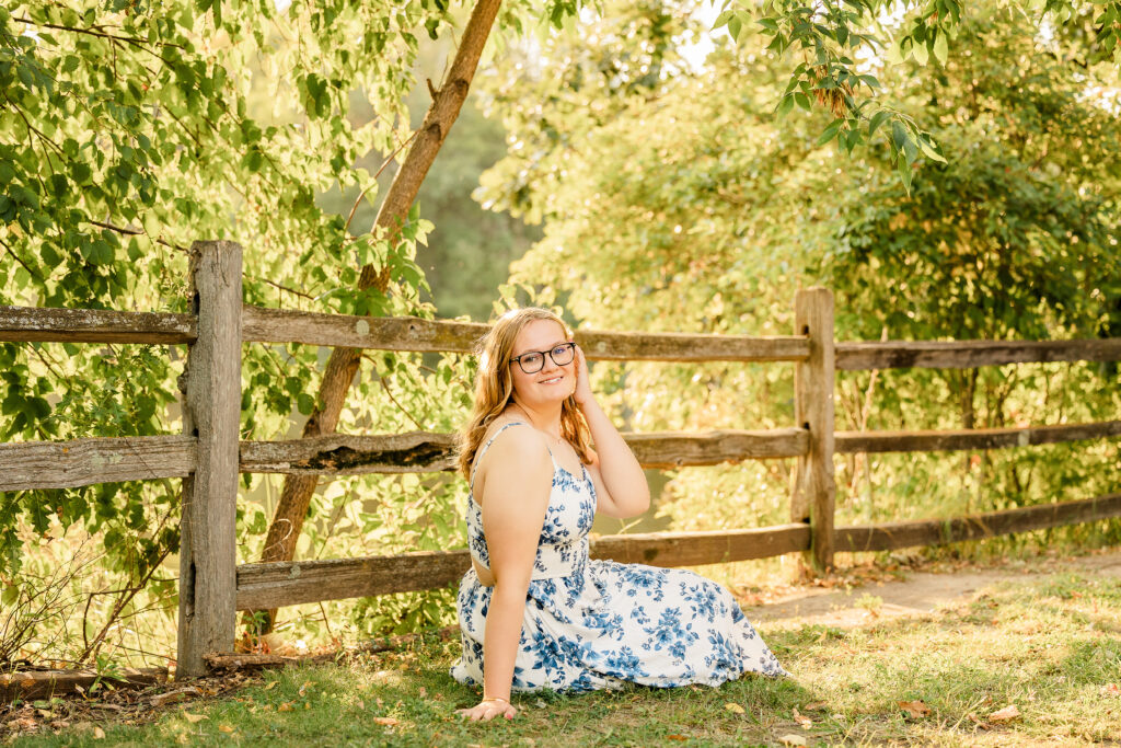 Senior Pictures That Feel Like You | Ashley Lewis Photography
Senior Photographer
Cottage Grove MN